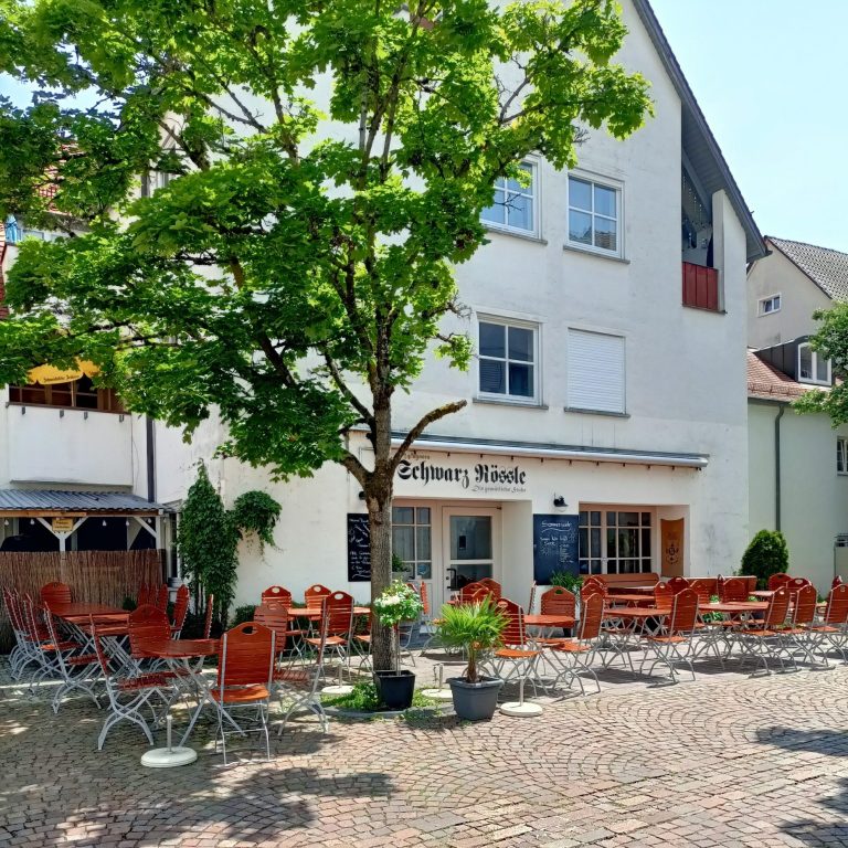 Schwarz Rössle